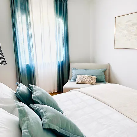 Apartment Amazing Bliss 2br W/private Sea View Terrace