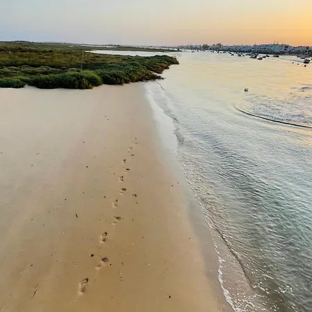Amazing Bliss 2br W/private Sea View Terrace Апартаменты *