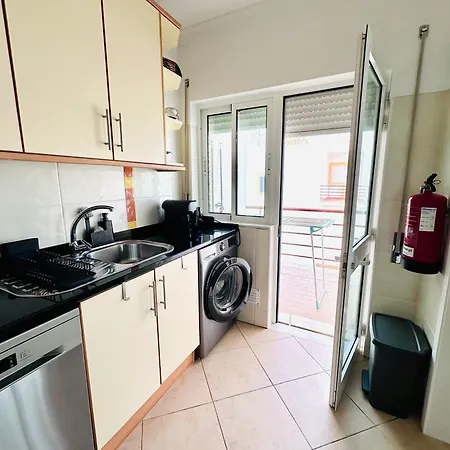 Amazing Bliss 2br W/private Sea View Terrace Апартаменты *